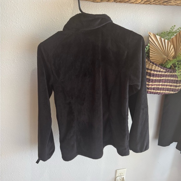 The North Face Black Osolita Fleece Jacket. Girls size L - Picture 5 of 13